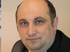 Шалмуев              Арнольд