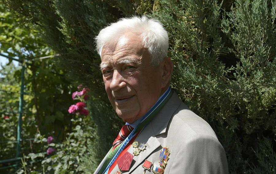 Песков Юрий Александрович