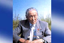 Сивцев Дмитрий Кононович  (Суорун Омоллон)