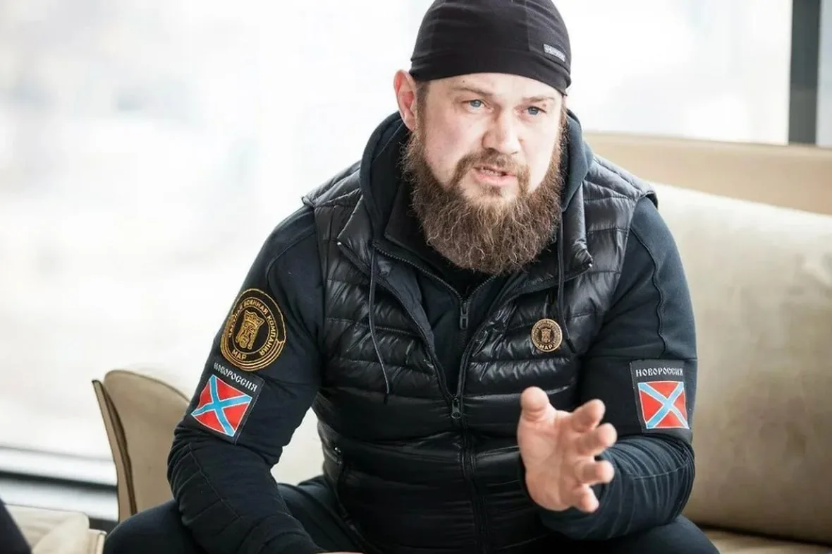 «Ястреб» в клетке: глава ЧВК признался в похищениях, пытках и обмане 90 рекрутов