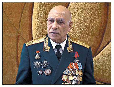 Генерал-лейтенант отказался от гражданства Армении