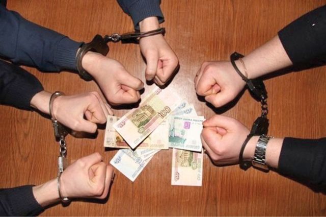 В федеральный реестр коррупционеров внесли одиннадцать якутян