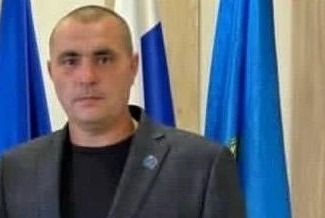 Жители Мохсоголлоха не могут поверить, что их глава получил взятку