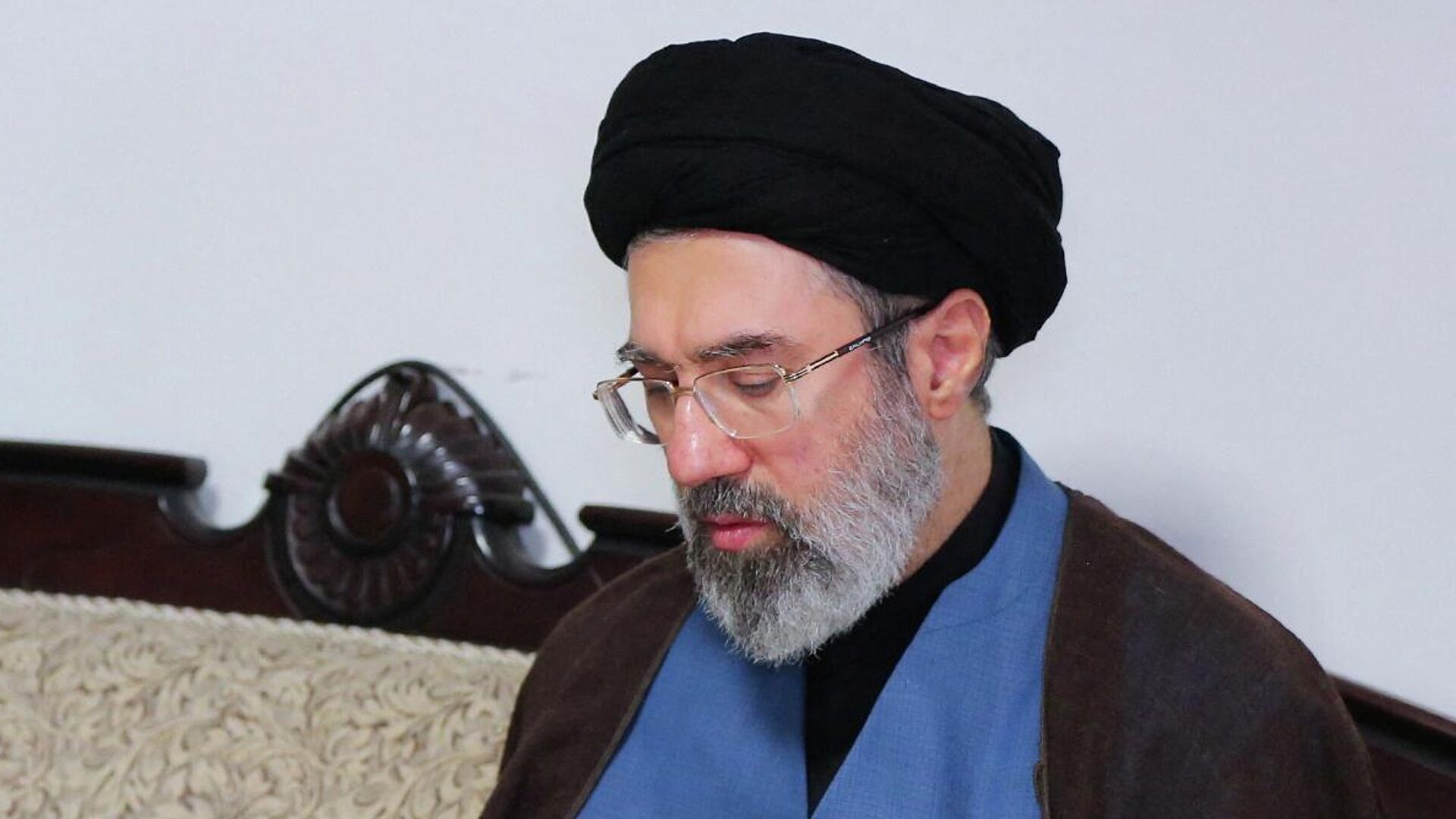 Mojtaba Khamenei Vows Retaliation Following Father’s Funeral