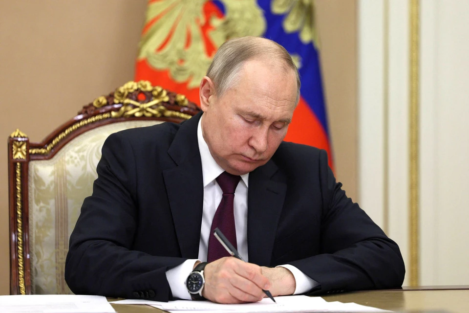 Президент ограничил доступ к информации в сфере ТЭК