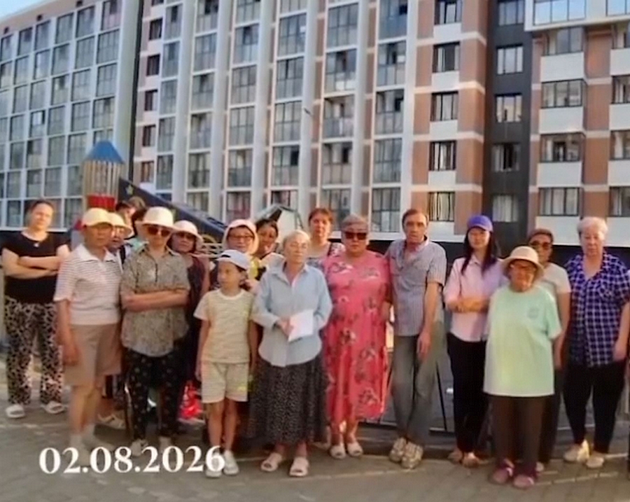В Якутске жильцы микрорайона с пафосным названием жалуются на «коммунальный цирк»
