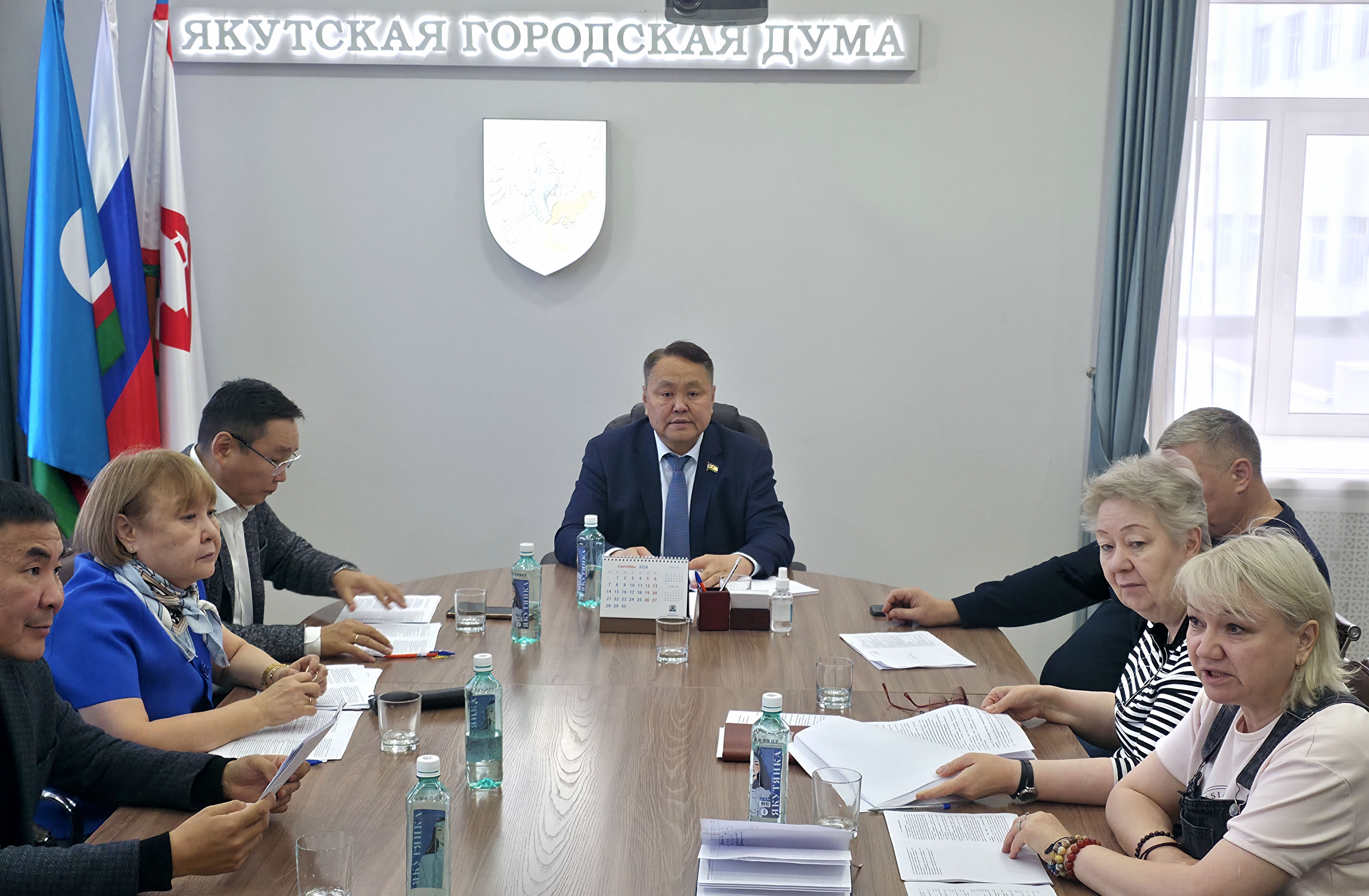 Новый устав Якутска обсудили в городской Думе