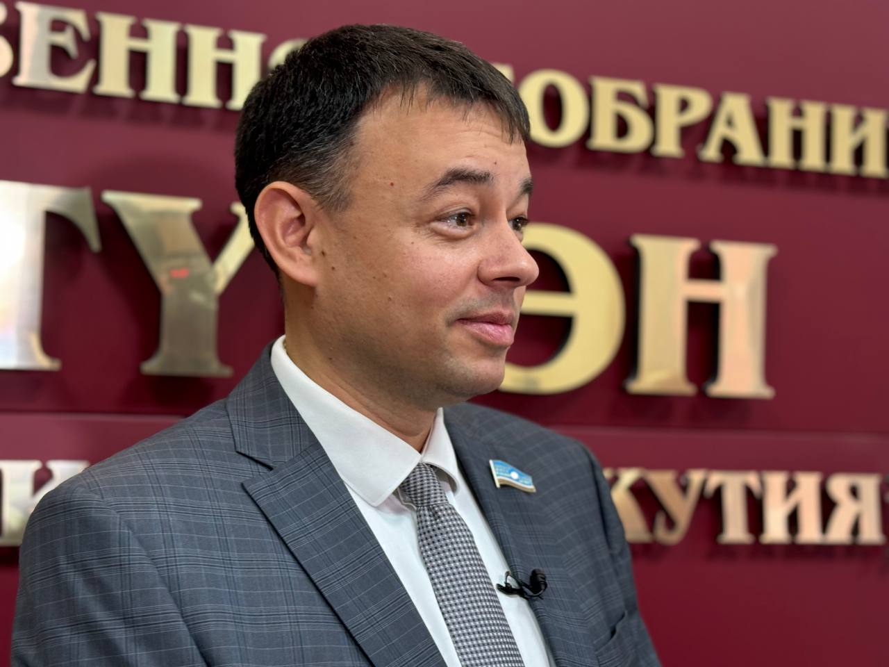 «Выгодно всем»: депутат Ил Тумэн объяснил, почему якутский уголь уходит за границу, а Арктика мёрзнет на кузбасском